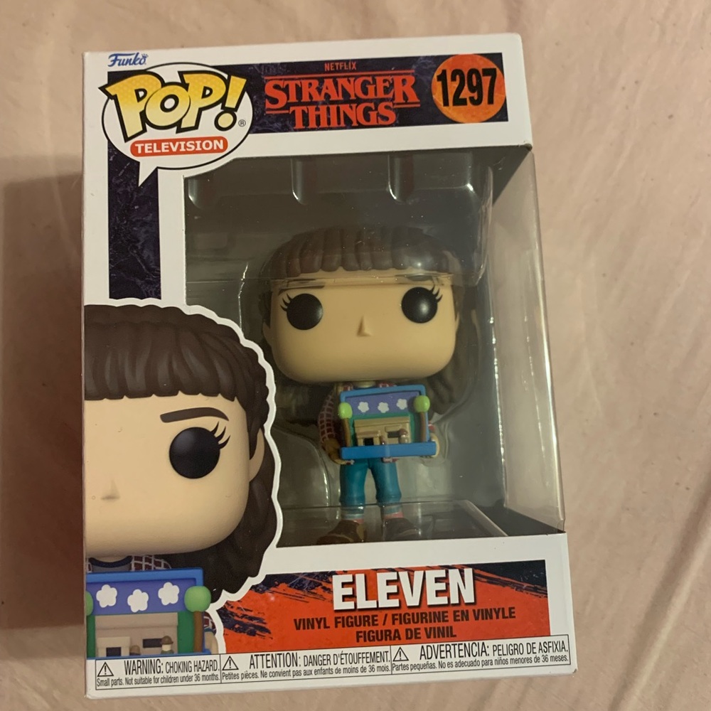 Bundle of Four Funko pops Stranger things - Picture 7 of 14